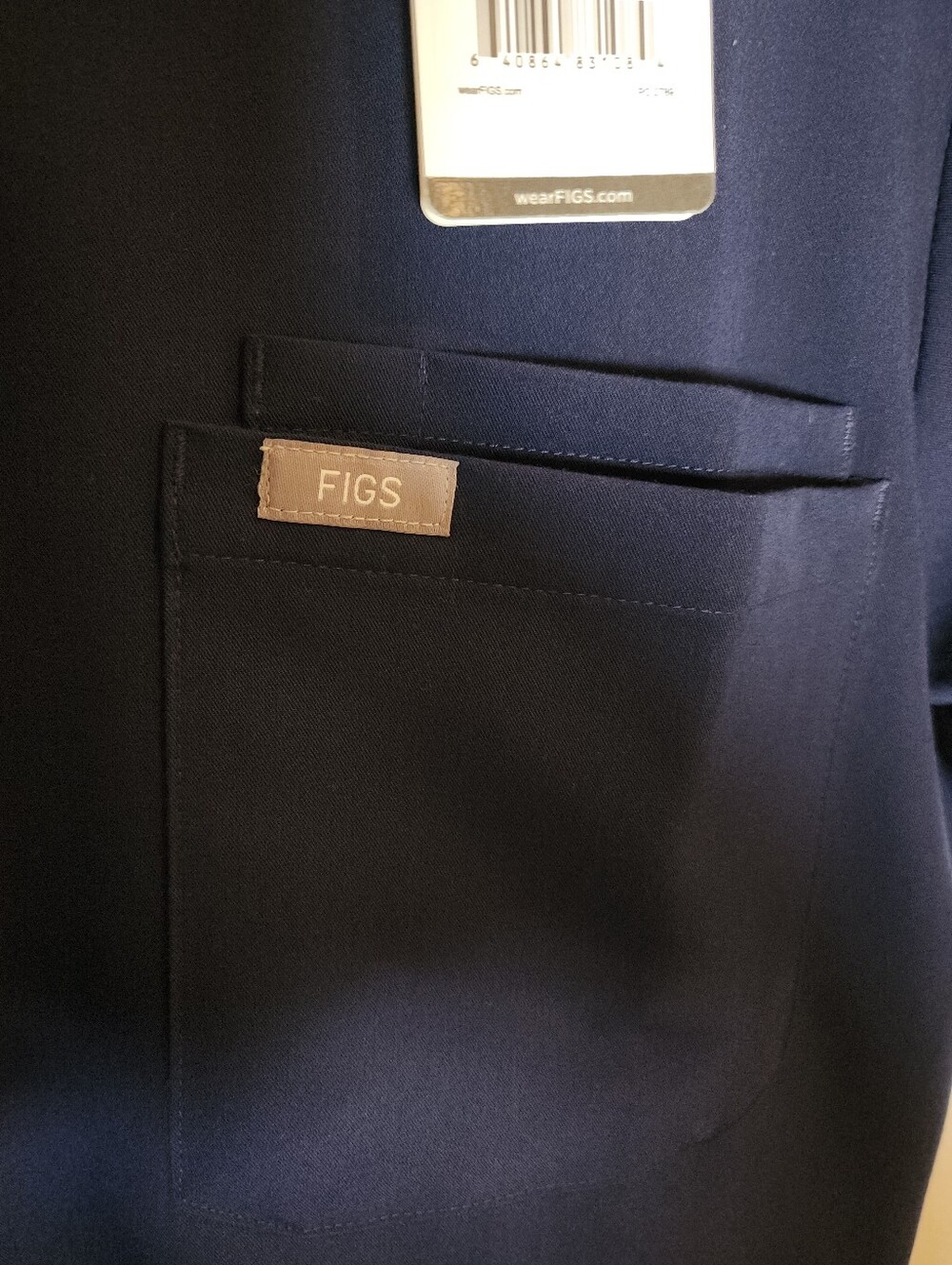 NWT Figs Leon Two-Pocket Scrub Top LOT OF 2 Men's Size Medium Navy Blue - Picture 5 of 14